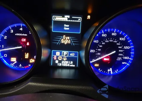 2018 Subaru Outback 2.5I Premium z USA, uszkodzony, nr VIN 4S4BSAHC2J3327471